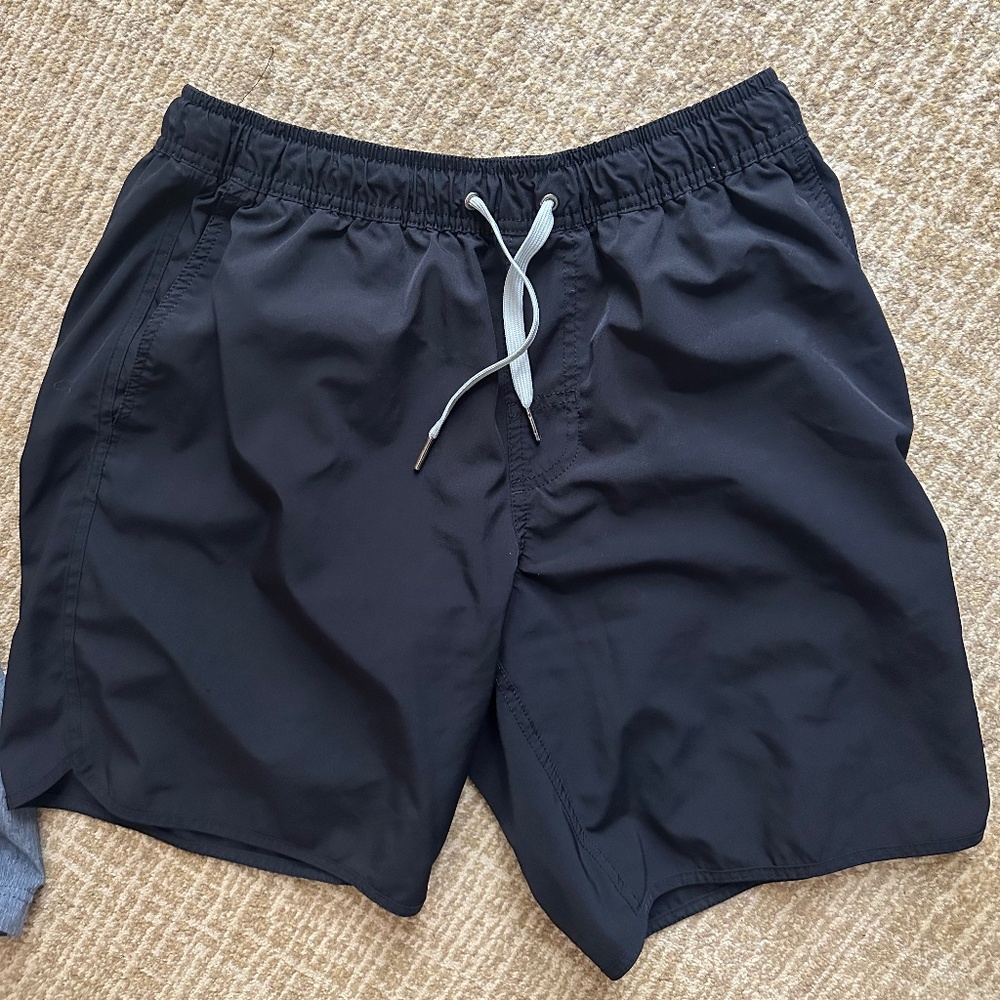 Fair Harbor One Shorts Black Size Medium/8" length w/Liner